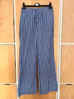 Stylische gestreifte weite Hose in Blau Berlin - Mitte Vorschau