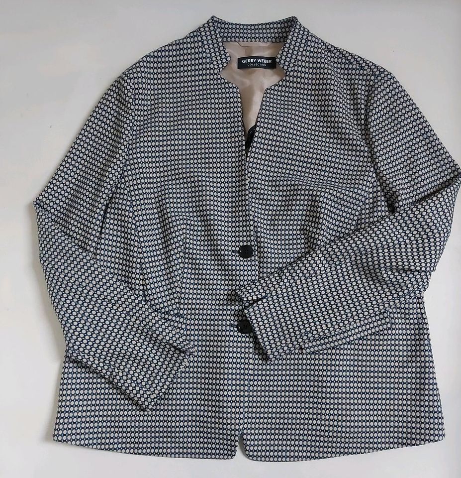 Jacke. Gerry Weber. 44/46. Frühjahr, Sommer. in Kassel