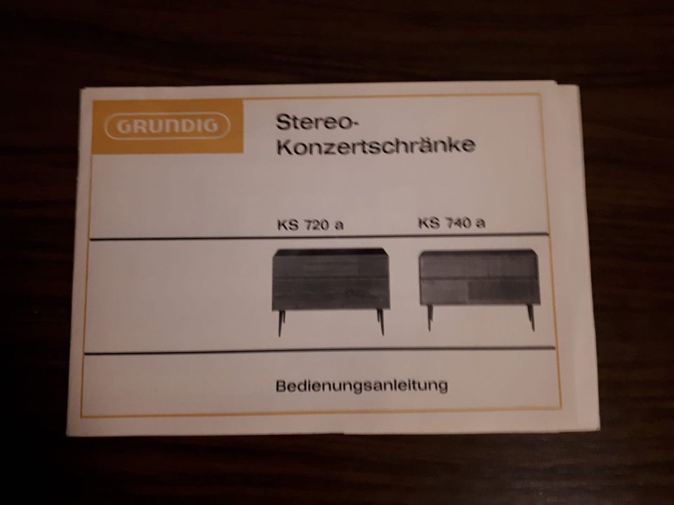 Grundig Stereo-Konzertschrank KS 720 a in Ketsch