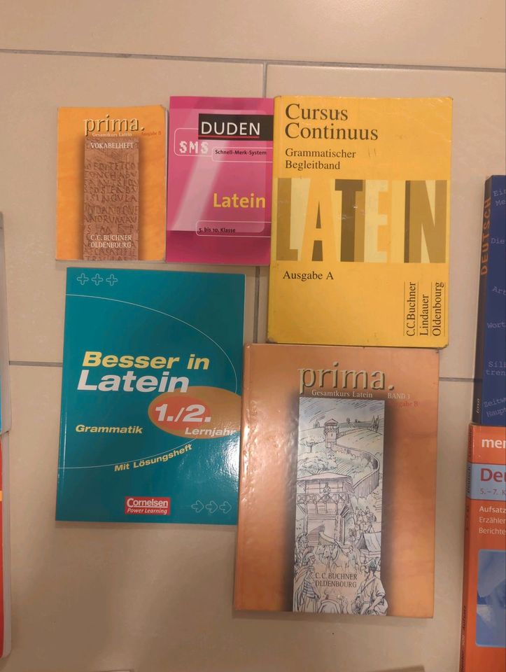 Latein Lernbuch (Schule) in München