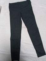 Dünne Damenhose Stoff NEU schwarz H&M mit seitlichem Verschluss Saarland - Quierschied Vorschau