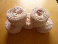 feinste italien. Cashwool (250 g) blush z. Stricken und Häkeln Sachsen - Ehrenfriedersdorf Vorschau