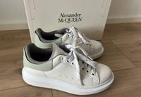 Alexander McQueen Damen Sneaker, Gr. 37, weis mint Baden-Württemberg - Rauenberg Vorschau