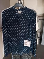 Dunkelblaue Bluse mit blau-grauen Dots, Gr. 36 Nürnberg (Mittelfr) - Südoststadt Vorschau