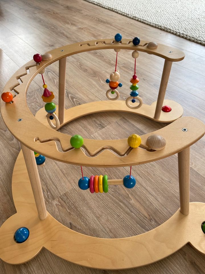 HESS Spielbogen/ Lauflerngerät in Reinfeld