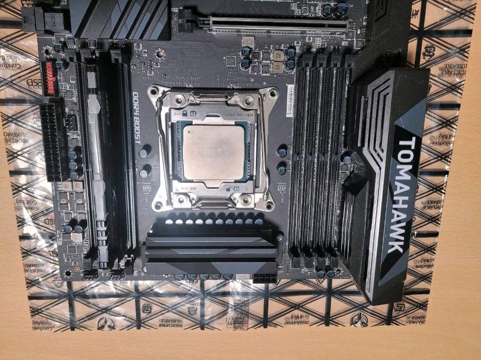 Intel i7 5960X ,Msi X99A Tomahawk,  16 GB DDR4 RAM in Bad Kreuznach