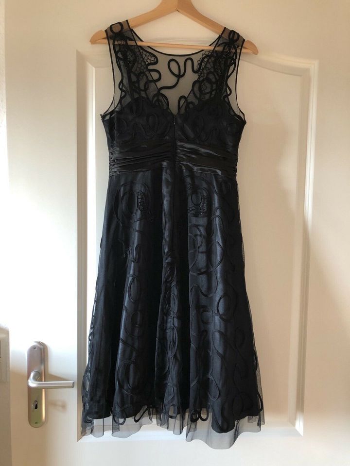 Zero Abendkleid Gr.38 schwarz in Dorum