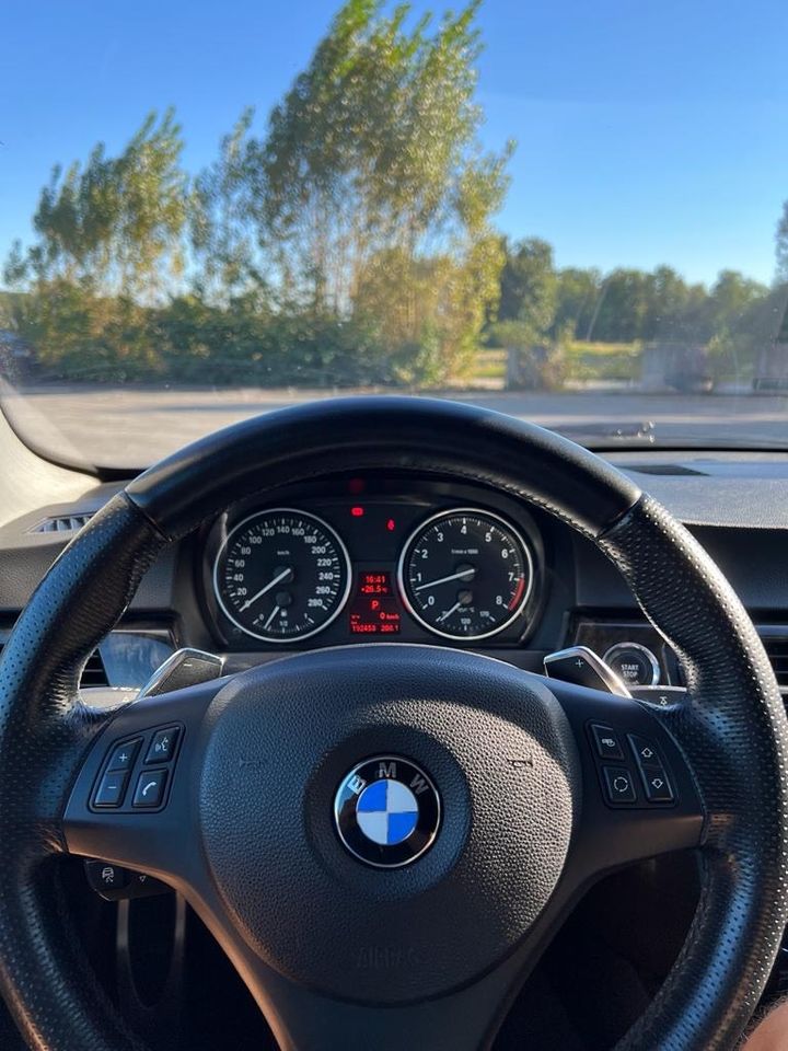 BMW 335i N55 DKG PPK M-Paket M-Performance ESD Scheckheft in Laatzen
