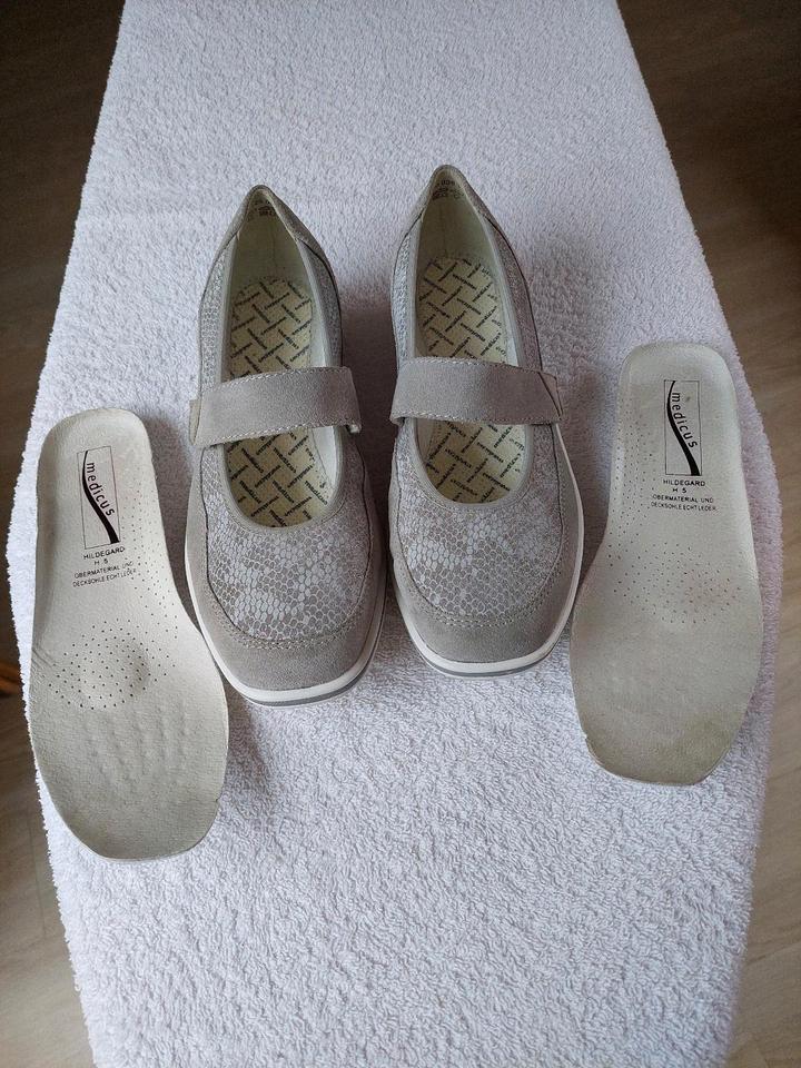 Medicus Damen Schuhe  Ballerina mit Riemchen  grau Gr. 5 H in Herne