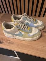 Nike Air Force 1 Shadow 40 Sneaker Schuhe Turnschuhe Nordrhein-Westfalen - Mettmann Vorschau