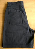 Kurze Hose Bermuda Shorts dunkelblau Gr. 38 Niedersachsen - Celle Vorschau