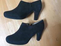 Ankle Boots Unisa Wildleder Gr. 38, sehr guter Zustand Baden-Württemberg - Bruchsal Vorschau