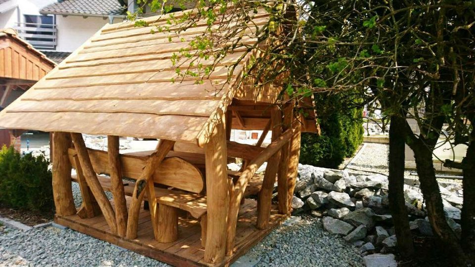 Gartenpavillion, Pavillon aus Holz, Holzpavillon, Gartenhaus in Aurach