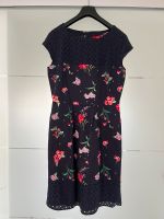 Kleid dunkelblau mit Blumen Baden-Württemberg - Winterbach Vorschau