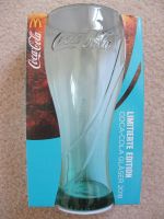 Coca Cola Glas 2018, türkis, limitierte Edition, neu, OVP Niedersachsen - Wolfsburg Vorschau