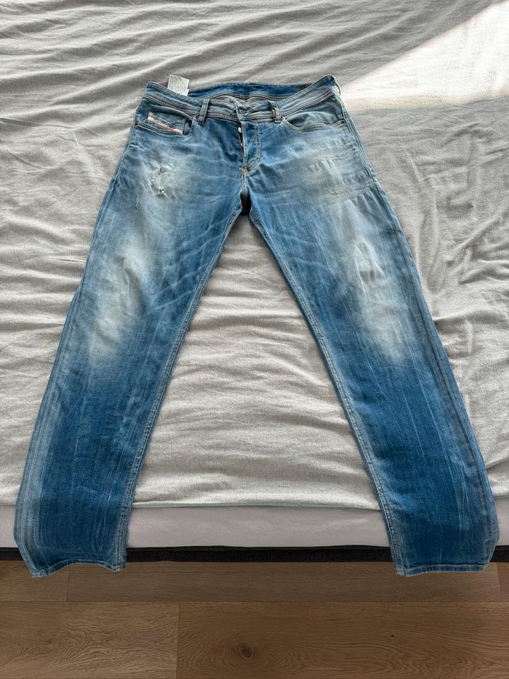 diesel Jeans sleenker skinny Größe 33/30 stretch Herren in Bremen