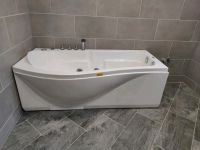 SSWW Dublin Whirlpool Badewanne Massagedüsen Wellness Spa Bayern - Schonungen Vorschau