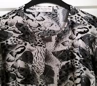 schwarz grau silberfarbend T Shirt Gr S  " Dian Dian Tong " Sachsen - Kamenz Vorschau