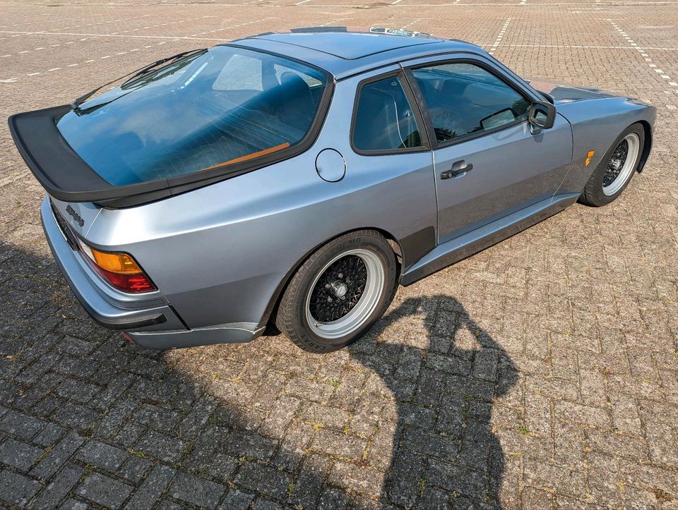 Porsche 944 Targa 06/83 Oldtimer 120KW ,BBS Felgen , Silber,Leder in Delmenhorst