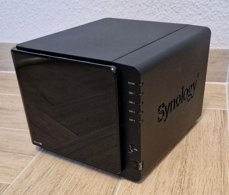 Synology DS415 Plus mit 2x2TB Festplatten in Gettorf