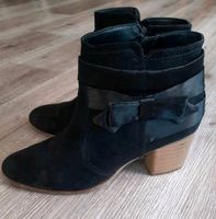 Deichmann Damen Stiefelette schwarz mit Absatz Gr. 41 Niedersachsen - Kutenholz Vorschau