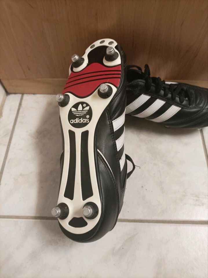 Adidas Kaiser 5 Fußballschuh SG, Größe 43 1/3 in Schleusingen