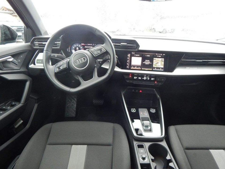 Audi A3 35 TFSI Sportback S tronic S line in Schramberg