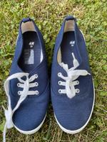 Leichte Stoffschuhe von H&M Kr. München - Haar Vorschau