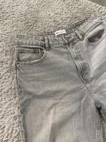 Zara Damen Jeans Shorts grau Gr. 40 Nordrhein-Westfalen - Gelsenkirchen Vorschau