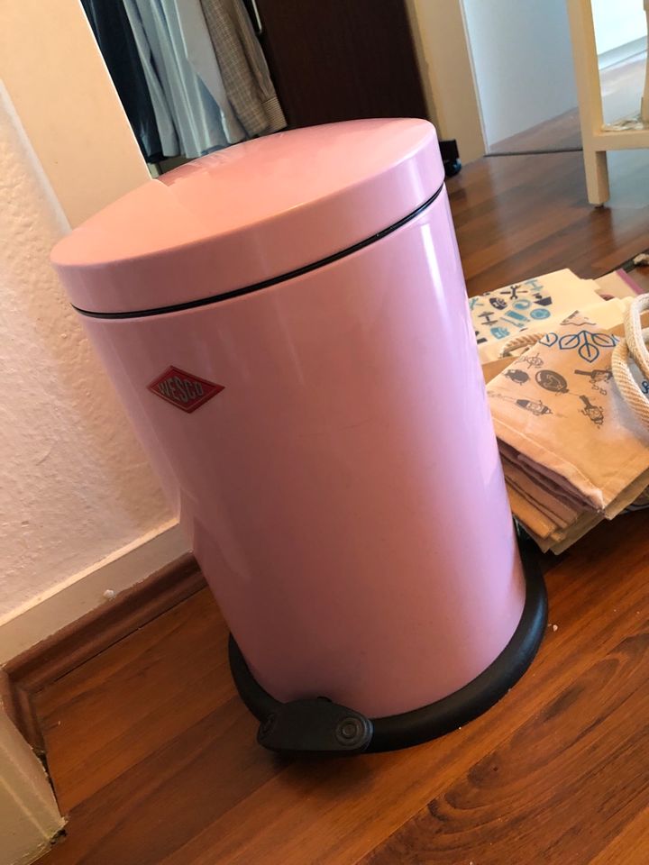Mülleimer von WESCO rosa modern Rockabilly Retro Optik kultig in Eimsbüttel  - Hamburg Lokstedt | eBay Kleinanzeigen ist jetzt Kleinanzeigen