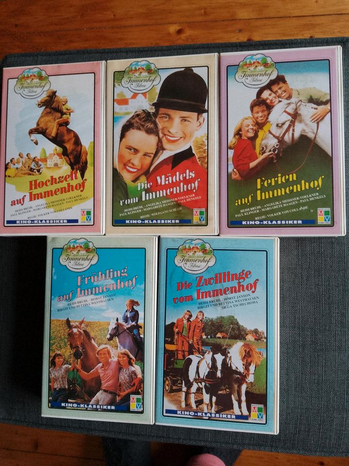 5VHS Immenhof Serie in Moers