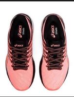 Asics Laufschuhe Gr.42 Sachsen-Anhalt - Halle Vorschau