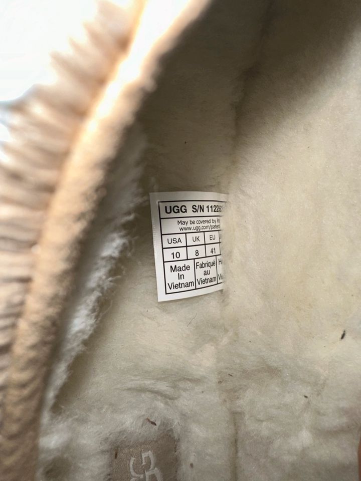 UGG TAZZ SAND in Würselen