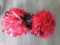 Cheer pom poms, rot und schwarz Essen - Essen-Kray Vorschau