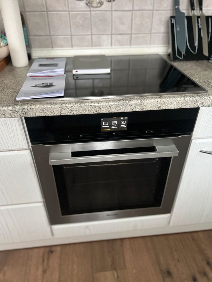 Miele Backofen  H 7560 BP ,Miele Induktionskochfeld ,touch, 60cm in Bad Orb