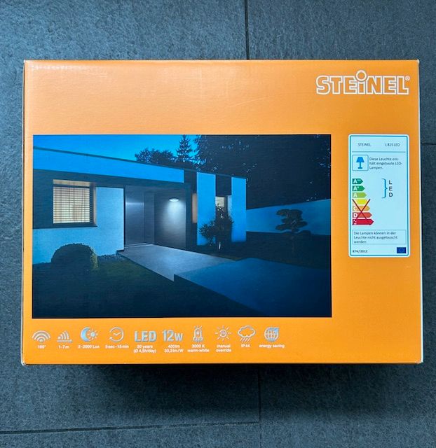 LED Außenleuchte mit Bewegungsmelder, Wandmontage, NEU, OVP. in Haan