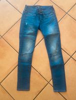 Hollister Jeanshose Jeans Hose Blau Ripped Crop W23 00 Gr XS Nordrhein-Westfalen - Sankt Augustin Vorschau