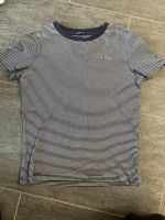 Tommy Hilfiger T-Shirt blau weiß gr.128 Bayern - Gersthofen Vorschau