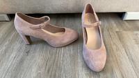 High Heels von 5th Avenue Größe 39 Leder Niedersachsen - Sehnde Vorschau