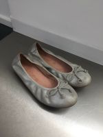 Unisa Ballerinas Gr. 36 Silber Leder Bayern - Eggenfelden Vorschau