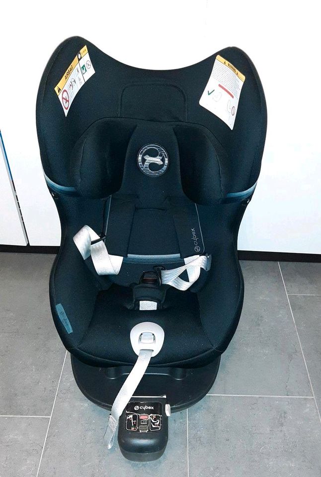 Cybex Reboarder Sirona m2 i-size Autositz Babysitz Kindersitz in Stuttgart