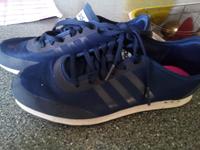 Sportschuhe/Sneaker von Adidas unisex Niedersachsen - Vechta Vorschau