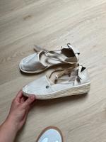Esprit espadrilles Sandalen Keilabsatz beige Creme 39 NEU Niedersachsen - Bad Essen Vorschau