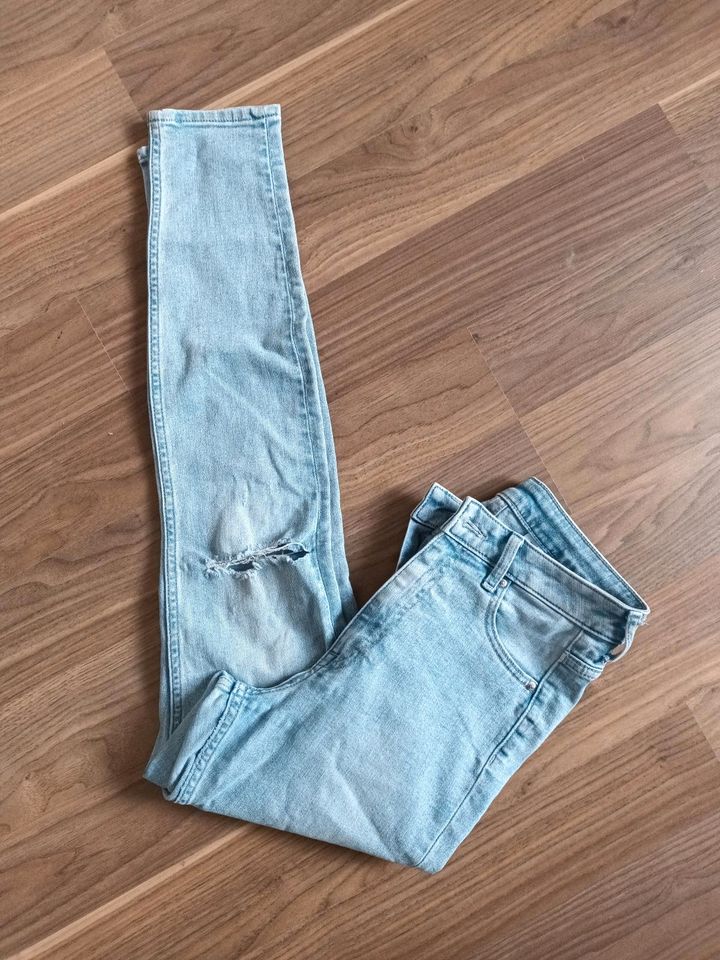 Neuw curvy Jeggings Jeans ultra high Waist ankle Lenght H&M 34 in Lüneburg