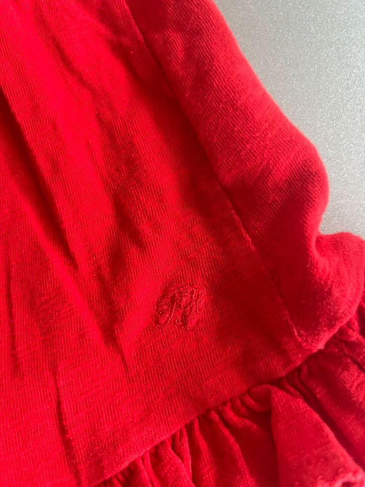 Tommy Hilfiger rotes Kleid für Mädchen, Gr. 122 in Berlin