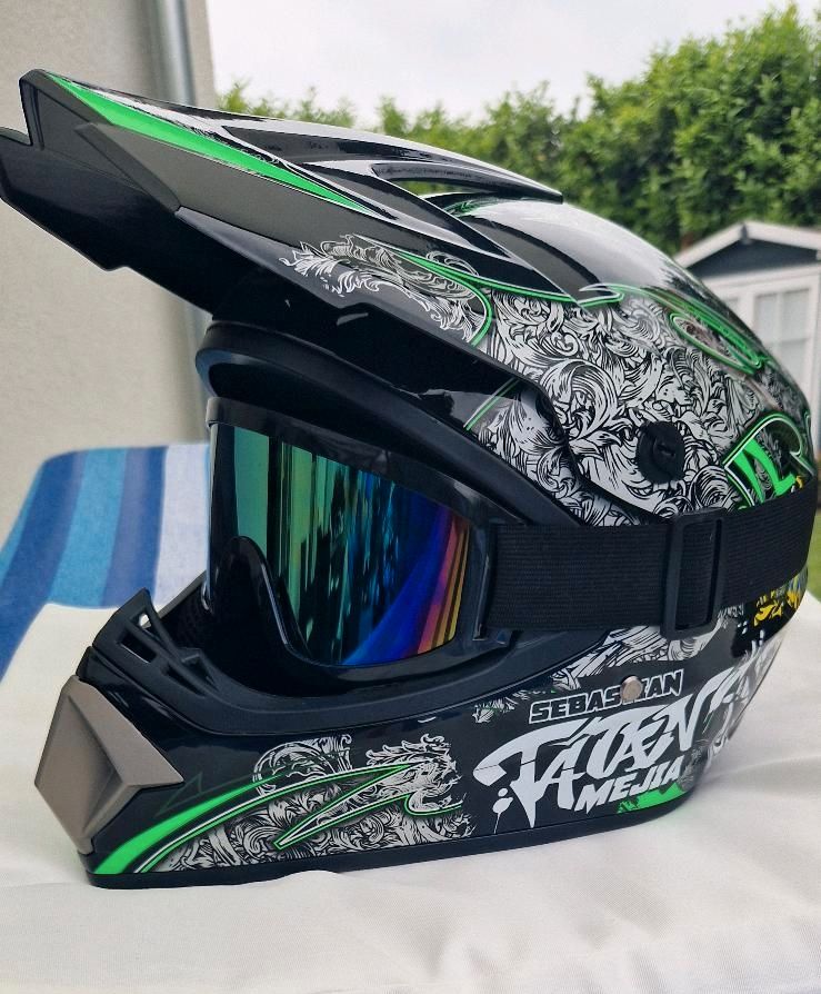 Motocross/Mountainbike Helm Größe XL in Mönchengladbach