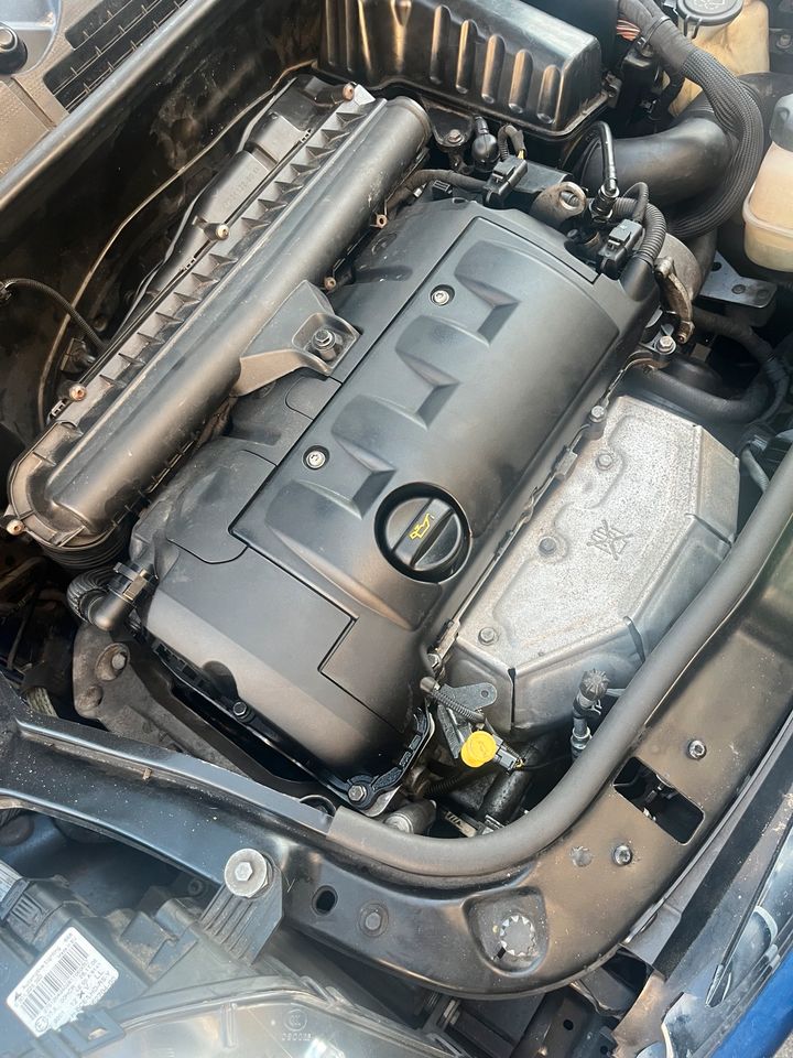 BMW Mini Cooper ,tüv bis 05.2025 Motor 1.6 Benzin in Ganderkesee