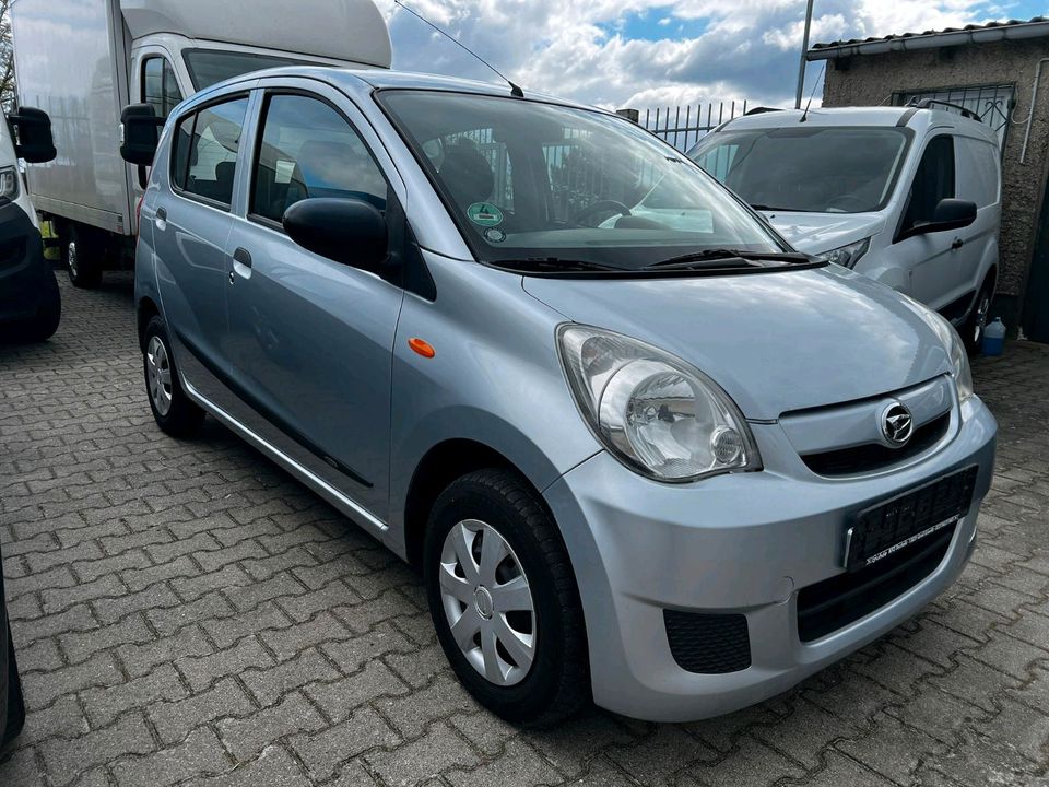 Daihatsu Cuore 1,0 Benzin EZ.08/2009 51KW 70PS in Tauche