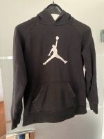 Nike Jordan Sweatshirt schwarz 152-158 Hessen - Langenselbold Vorschau