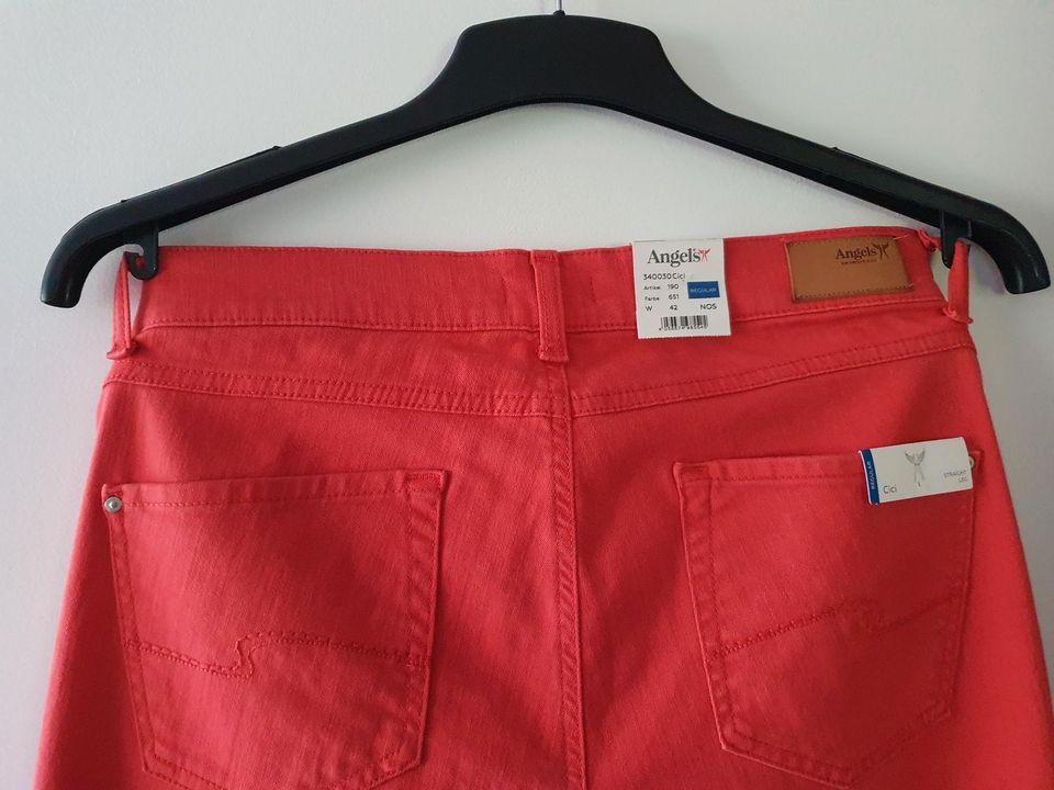 Angels Jeans Modell CICI Gr.42/30 Rot, neu mit Etikett in Garbsen